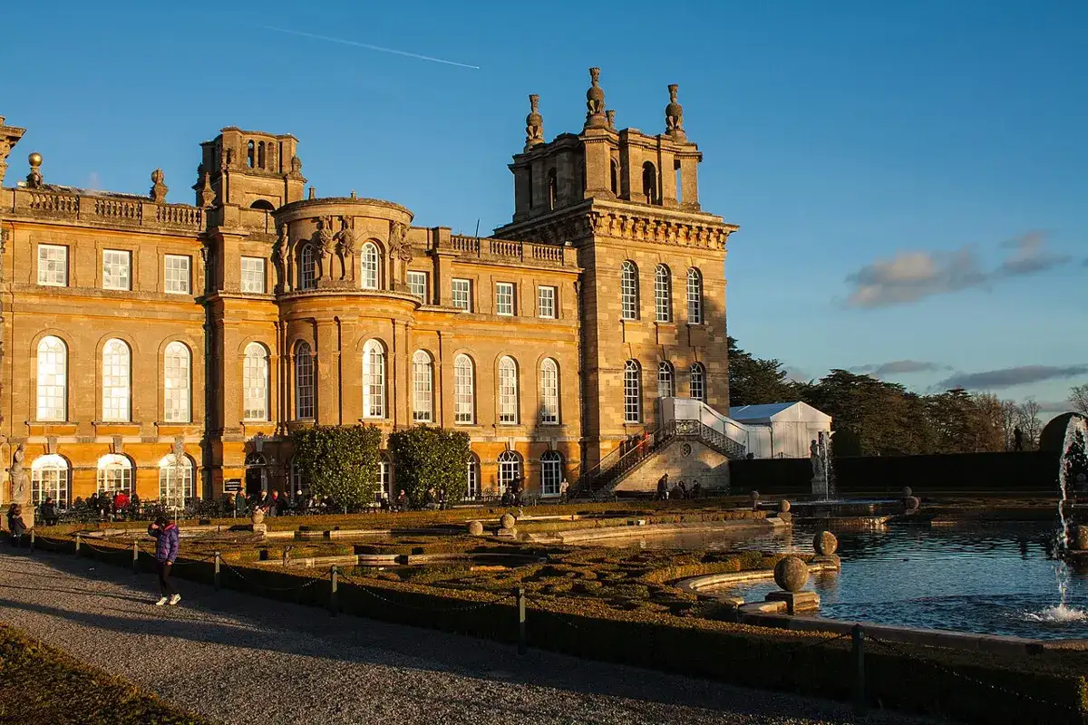 Blenheim Palace Christmas Market — an earlier Christmas scene