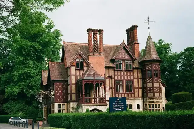 The Five Arrows Hotel historic exterior