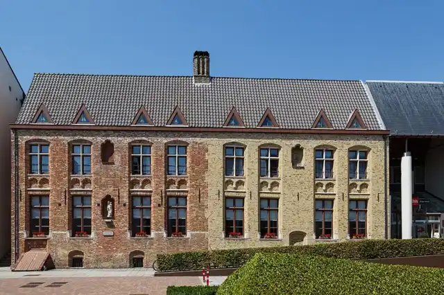 The Katelijnestraat 65A hotel building in Bruges
