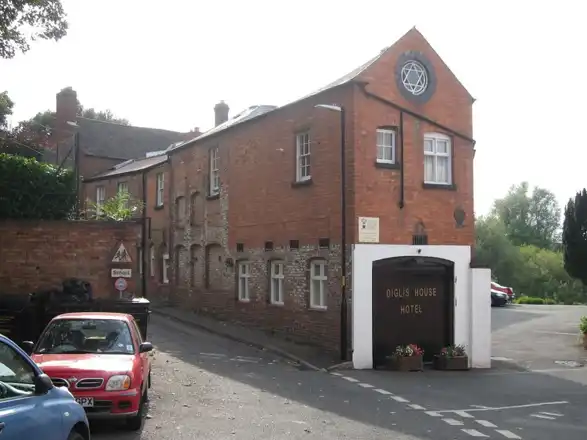 Historical building photograph: Diglis House Hotel. Not a room photograph