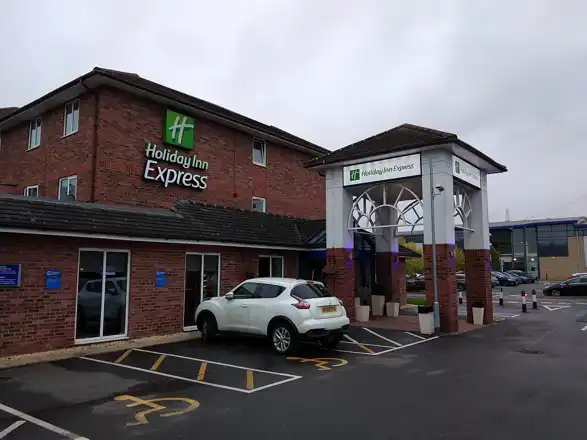 Entrance porch of Holiday Inn Express, Lichfield Business Park